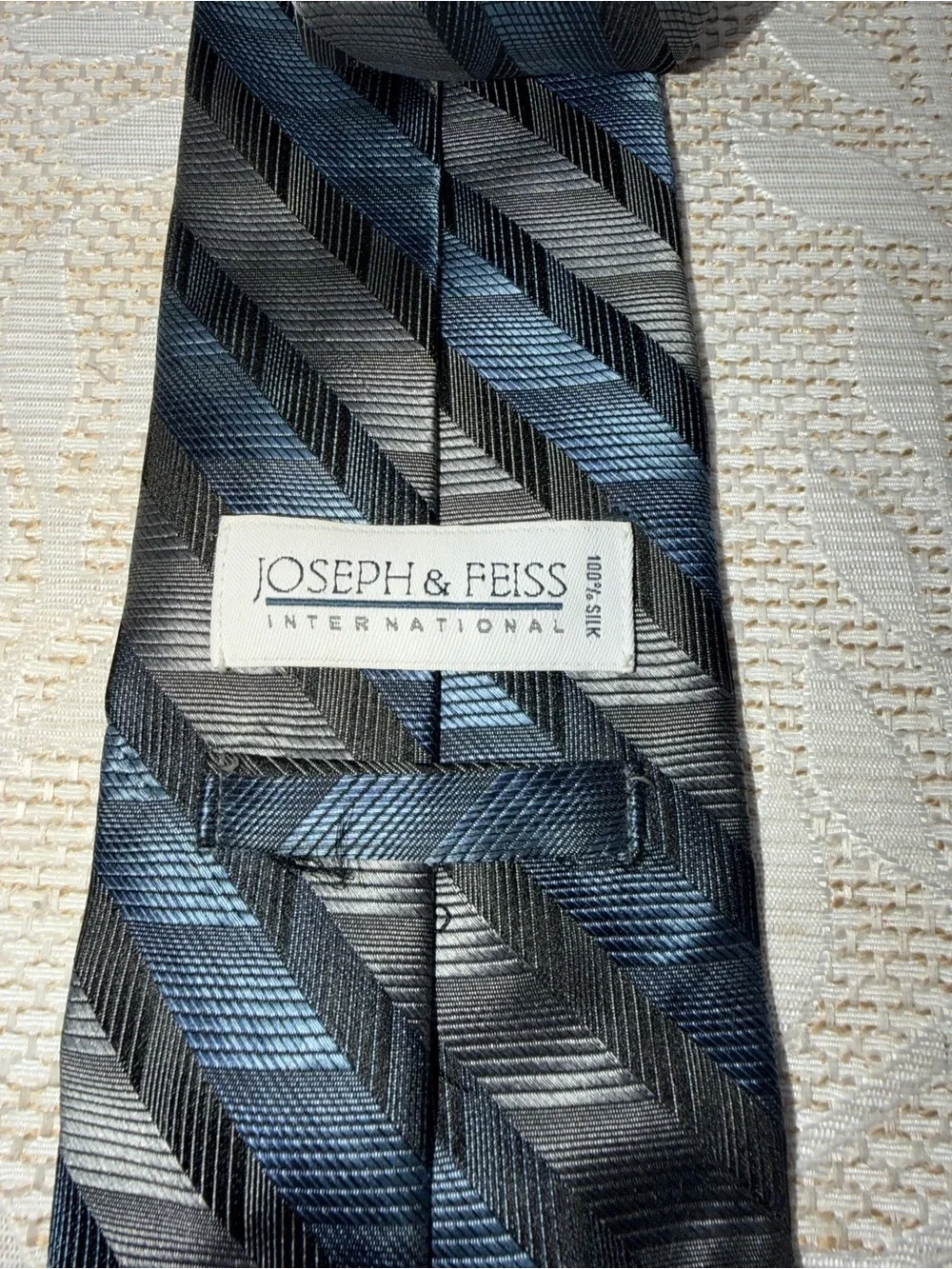 Joseph & Feiss International 100% Men's Diagonal Stripe Tie in Gray and Blue